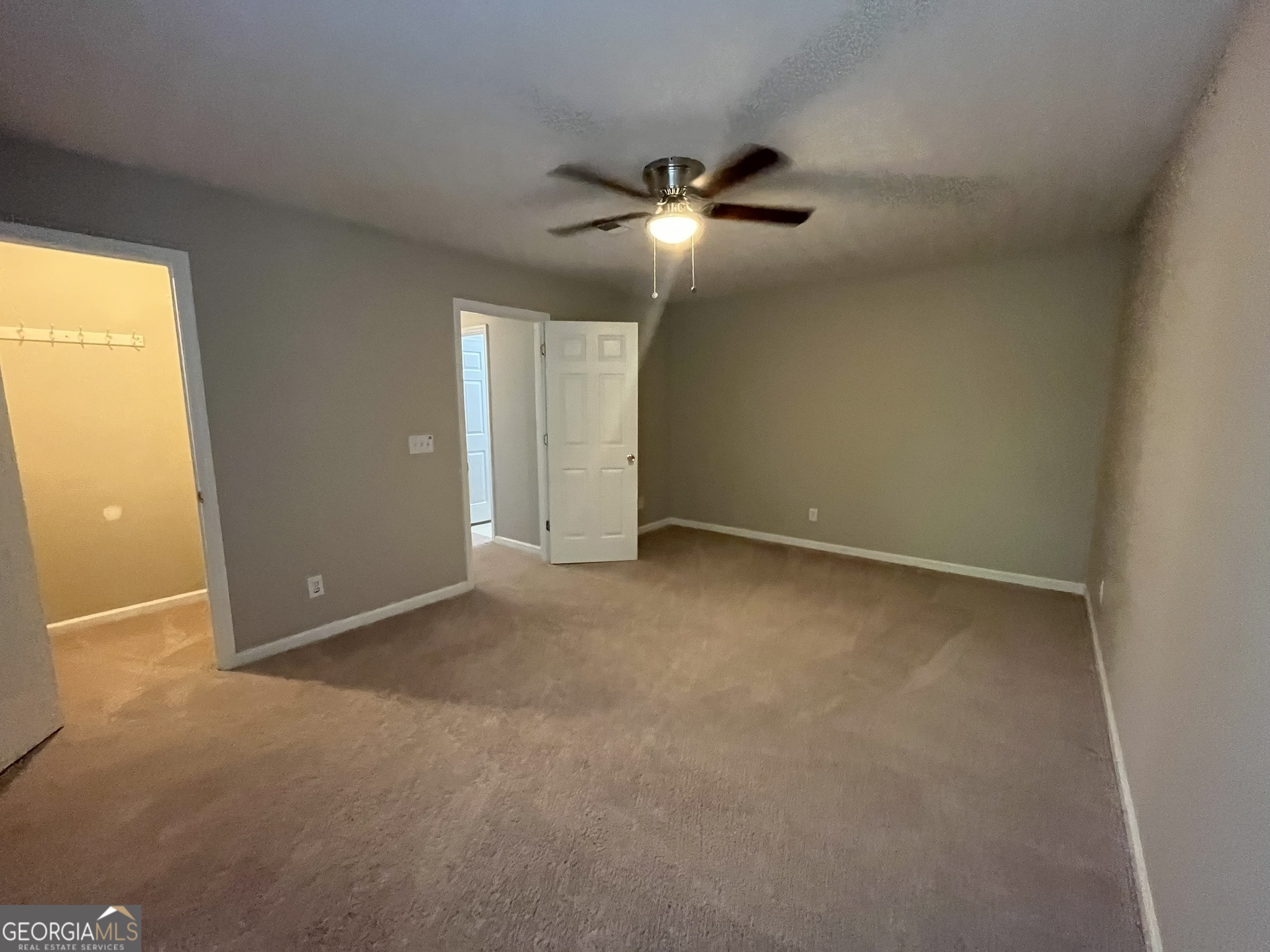 Lauren Hall - Residential Lease