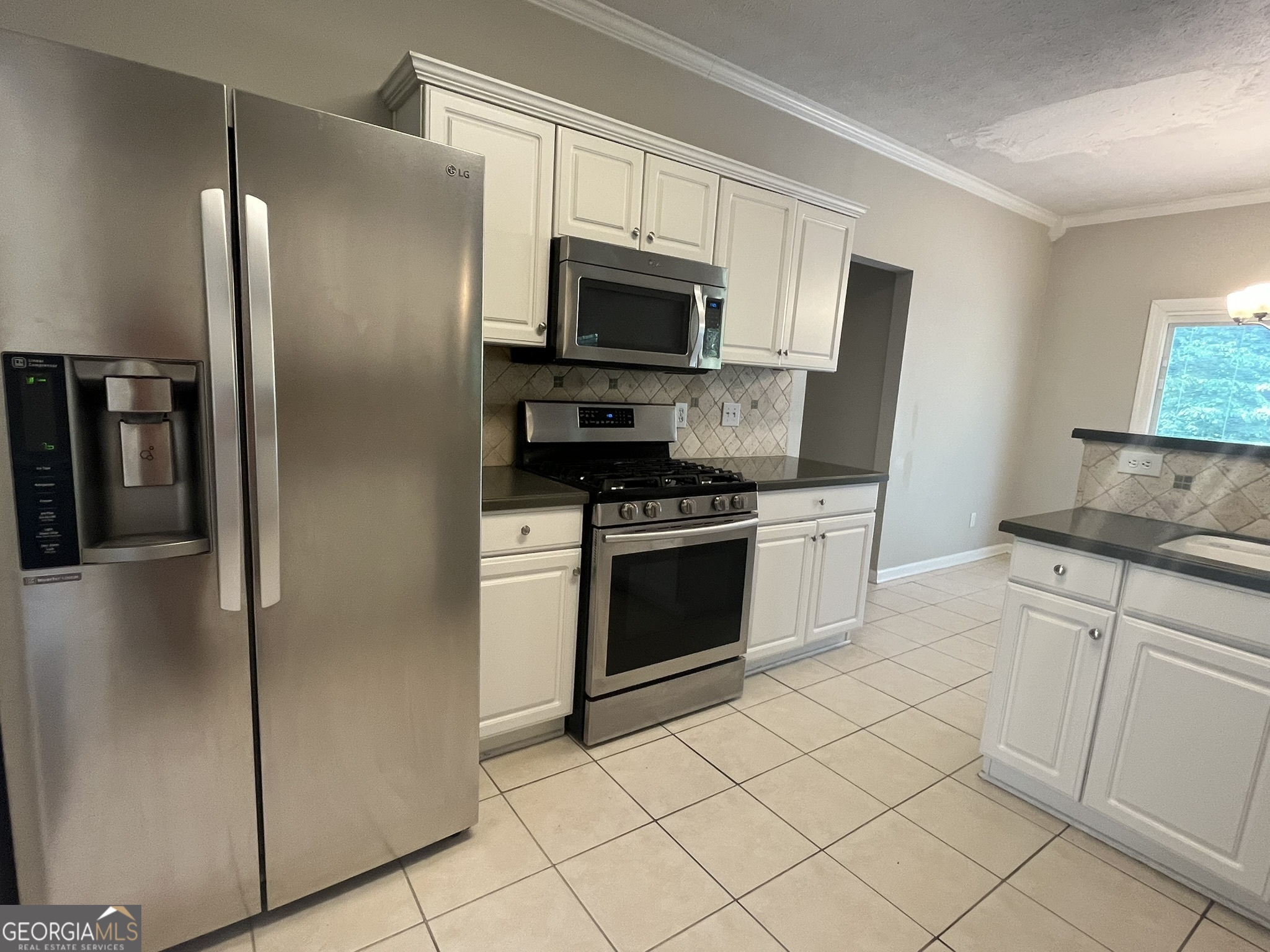 Lauren Hall - Residential Lease