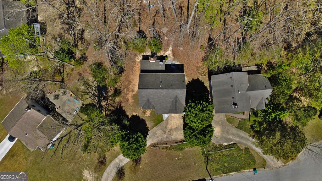 Photo of 3460 Estate Lake Drive, Fairburn, GA 30213 (MLS # 10730075)