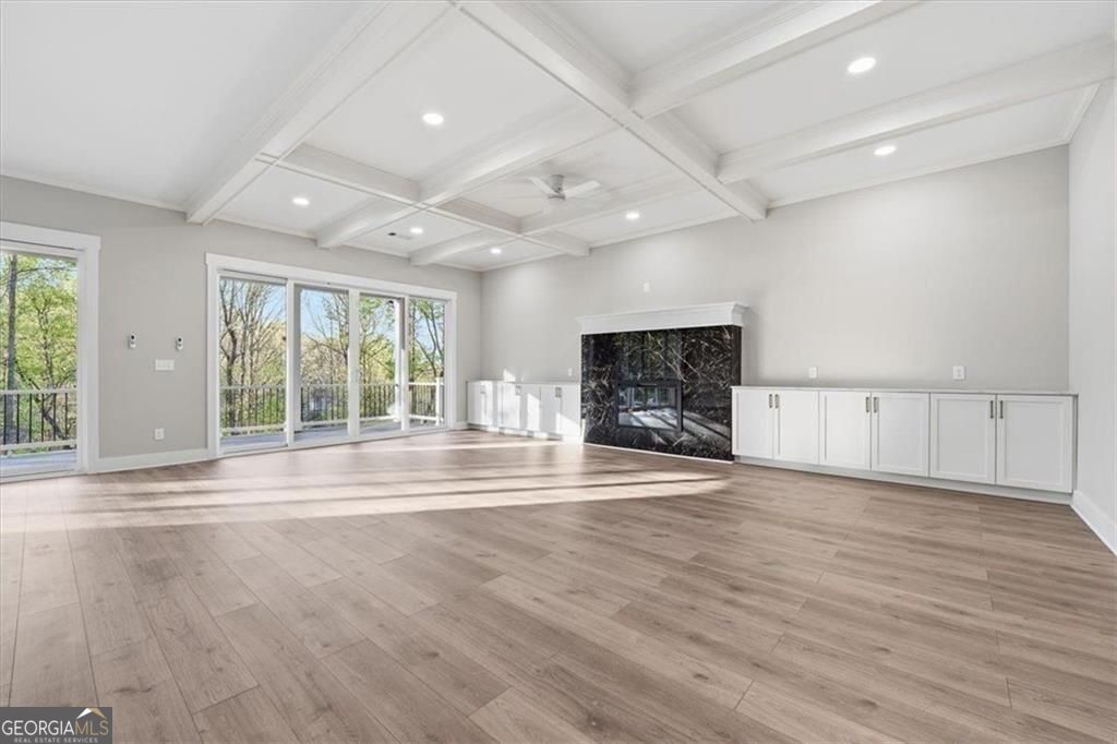 7711 Elm CIR