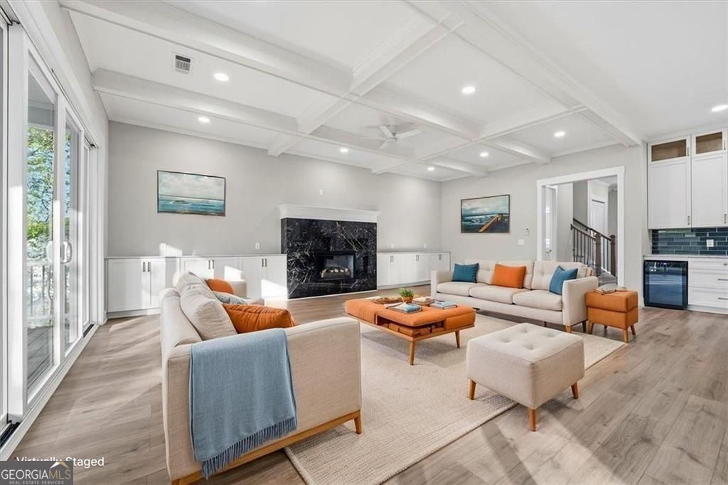 7711 Elm CIR