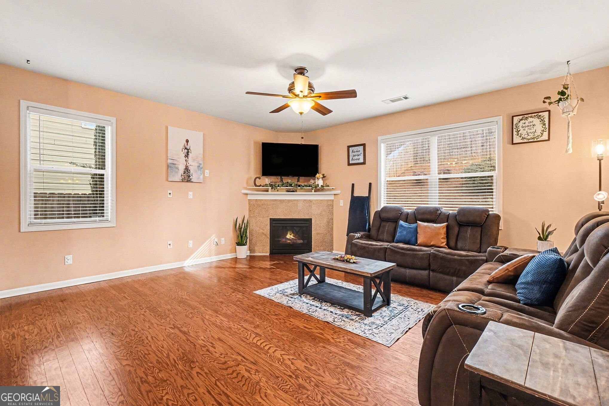 5220 Centennial Hill DR NW