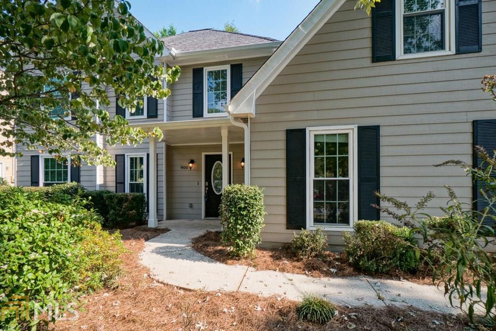 Huntcliff - Residential