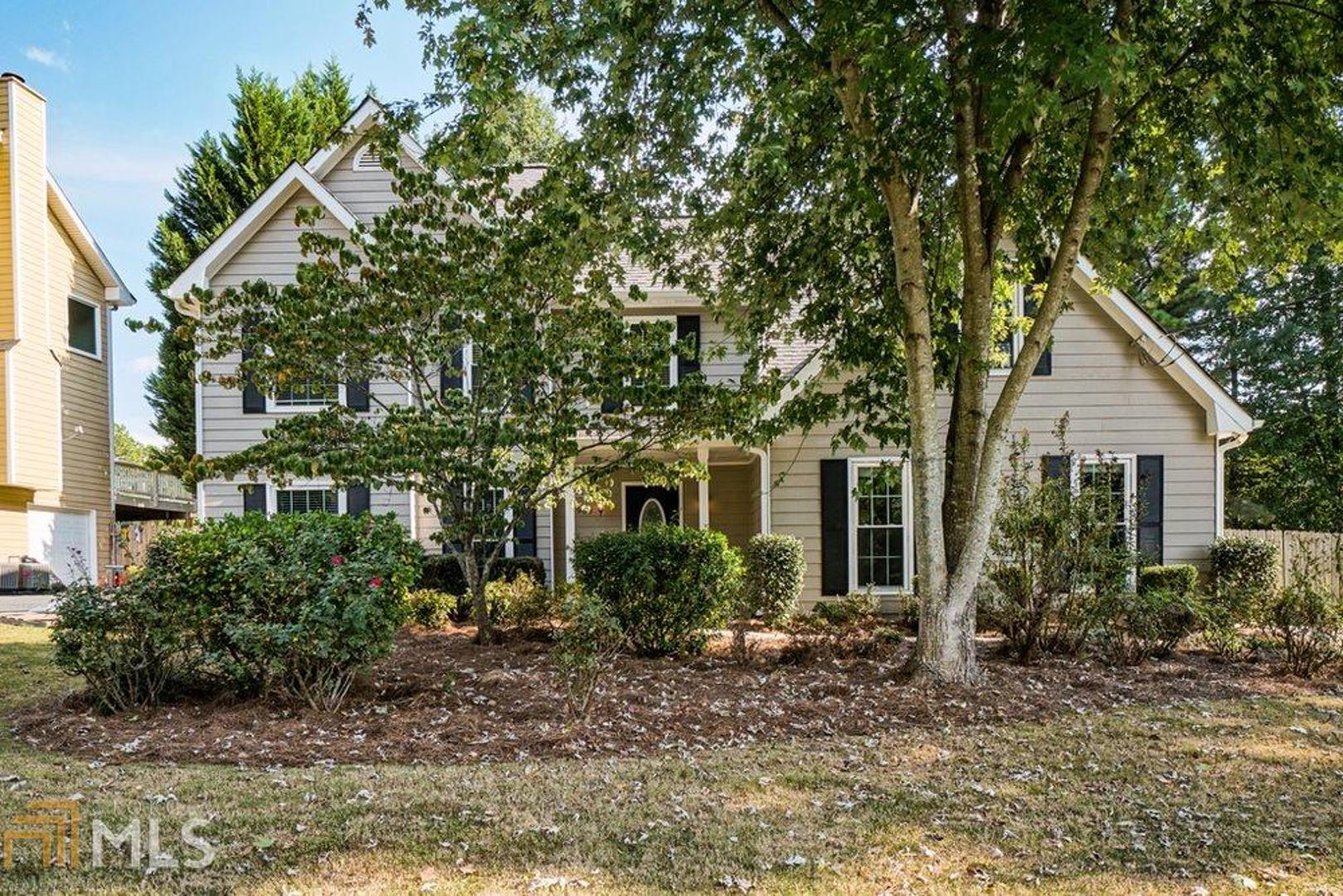 Huntcliff - Residential