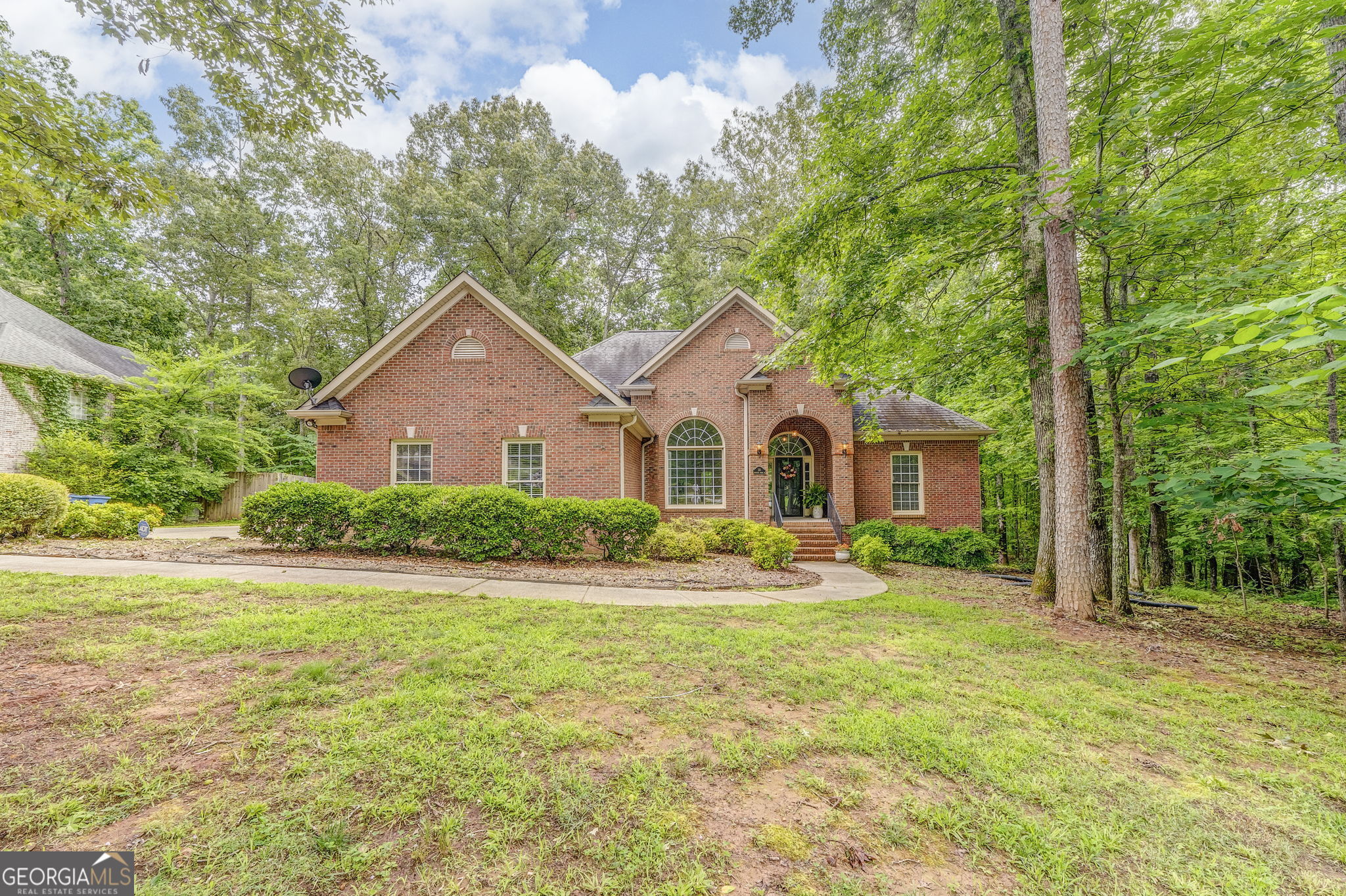 33 Mountain Creek DR SE