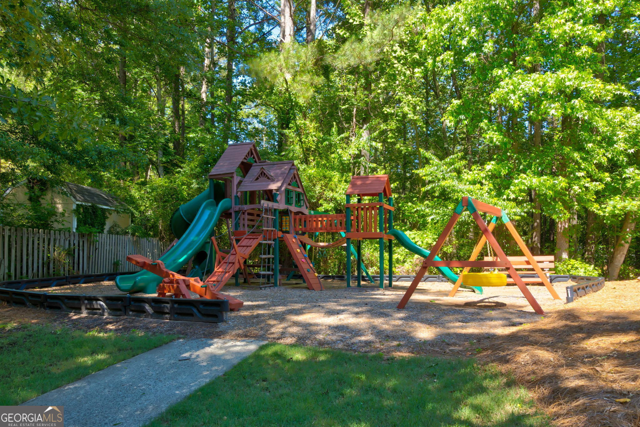 Battle Forest - Residential