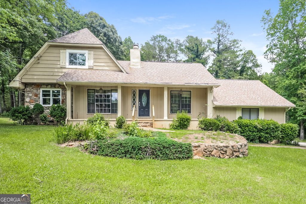 Photo of 4280 Valley Lake Terrace, College Park, GA 30349 (MLS # 10701387)
