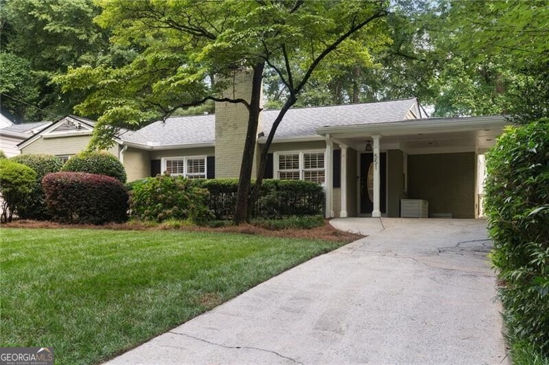 551 Overbrook DR NW