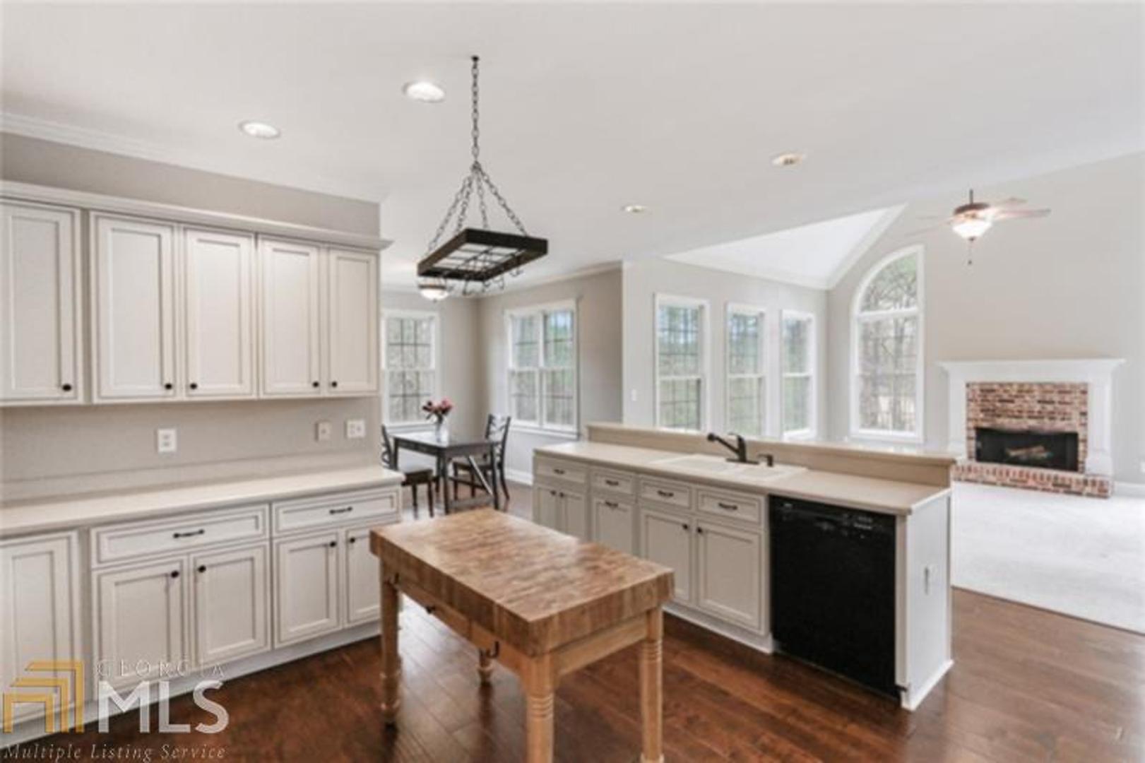 Cavallon Estates - Residential