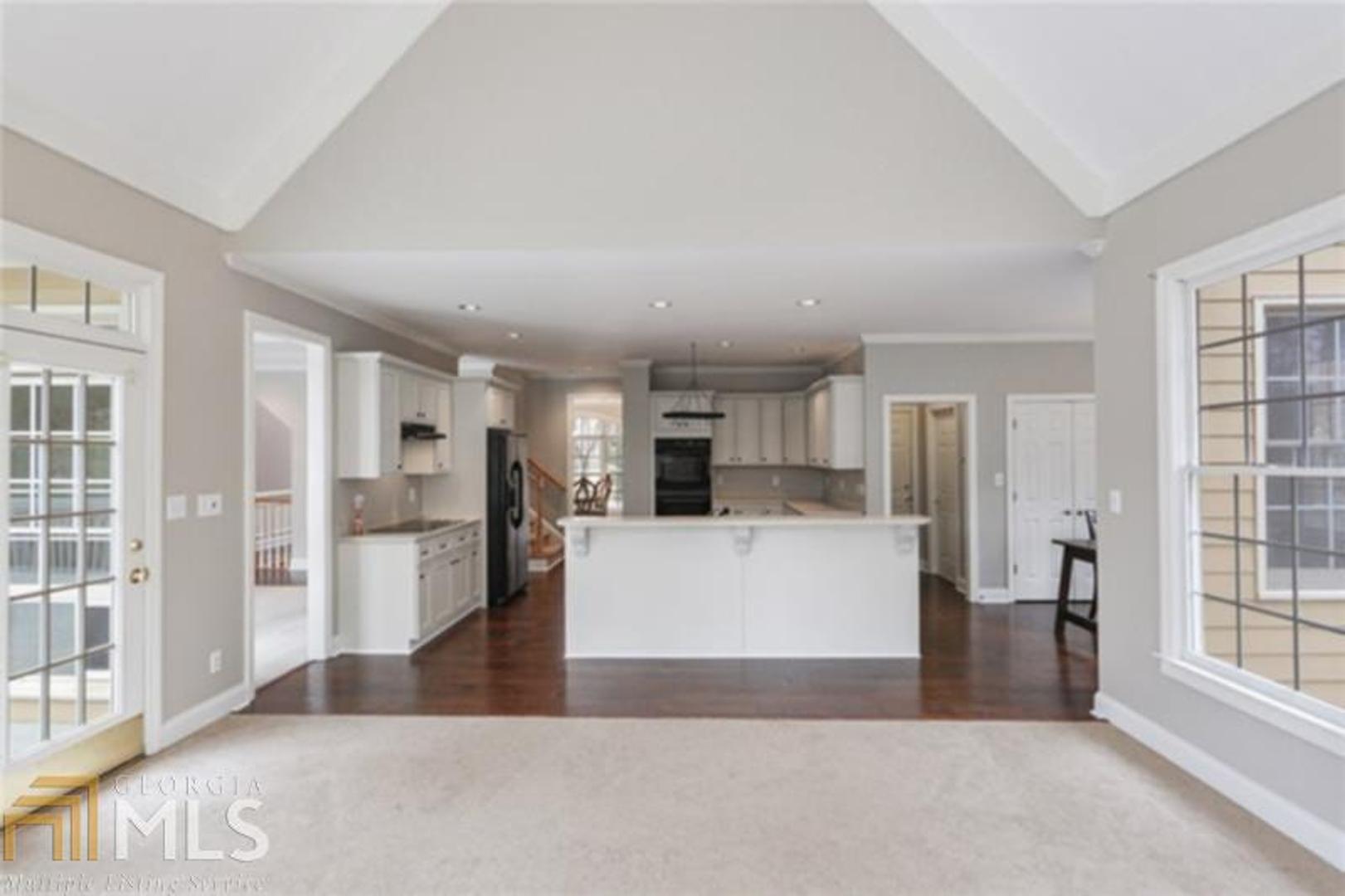Cavallon Estates - Residential