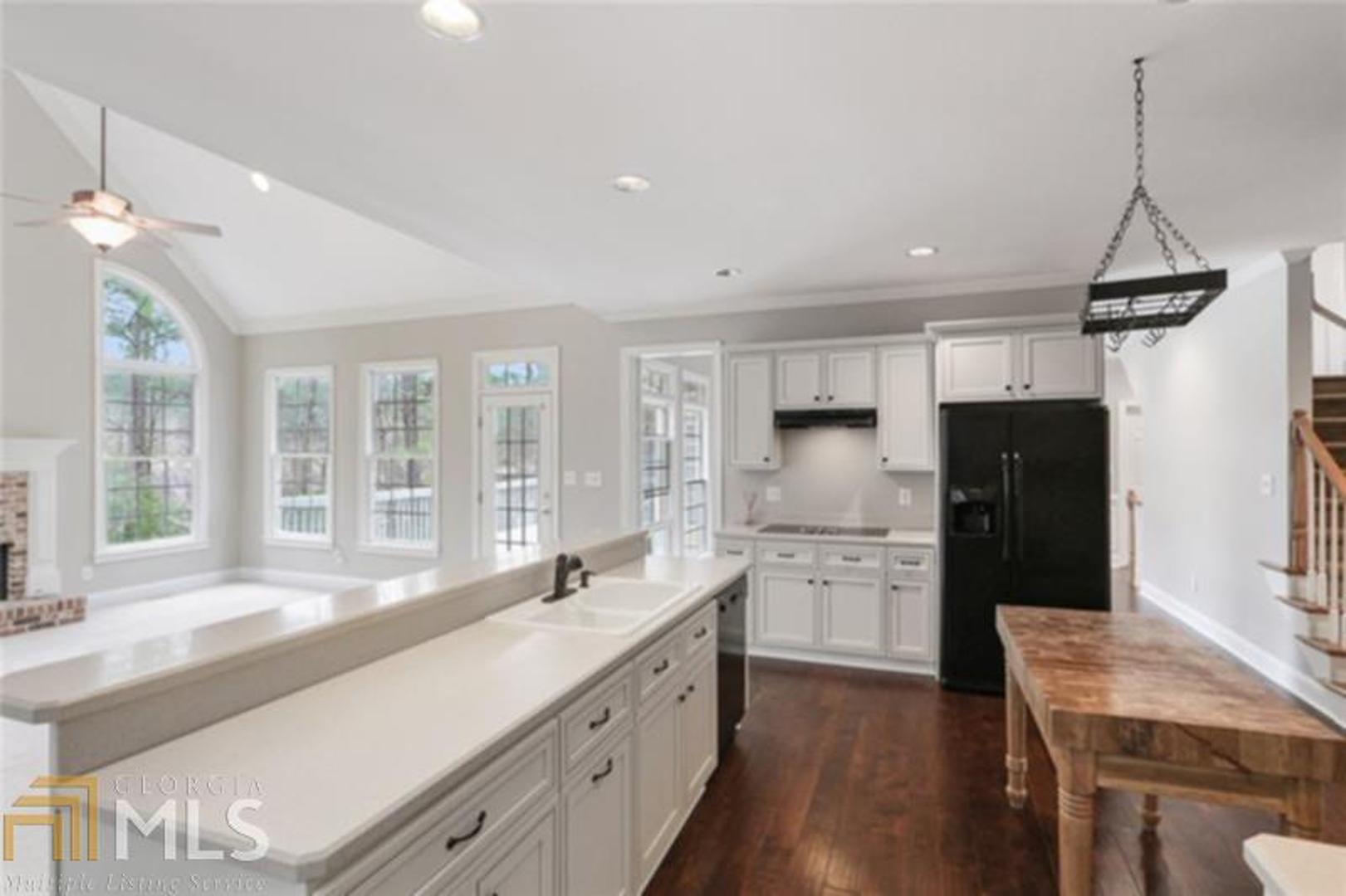 Cavallon Estates - Residential