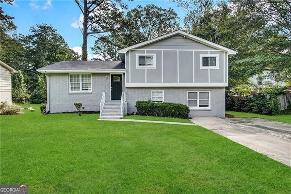 6350 CONNELL RD, ATLANTA, GA 30349 - Image 701f84ce3f82faa2ad37ad5349d4c2a7/1264370577