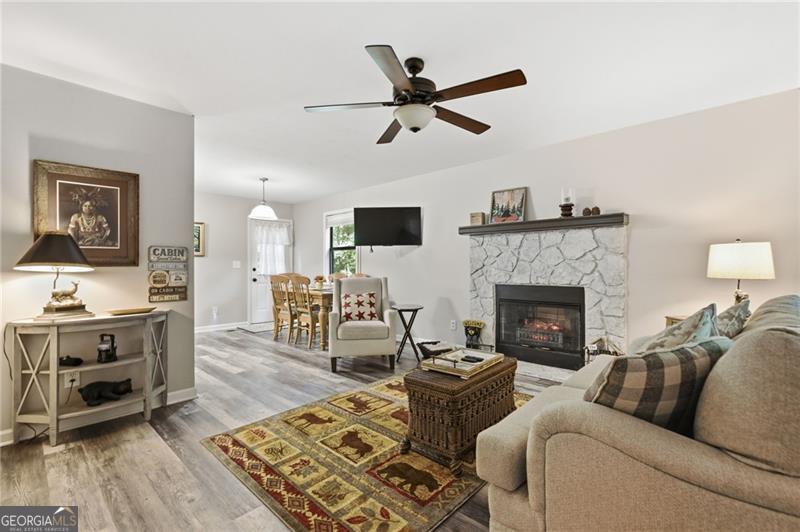 94 Winding WAY