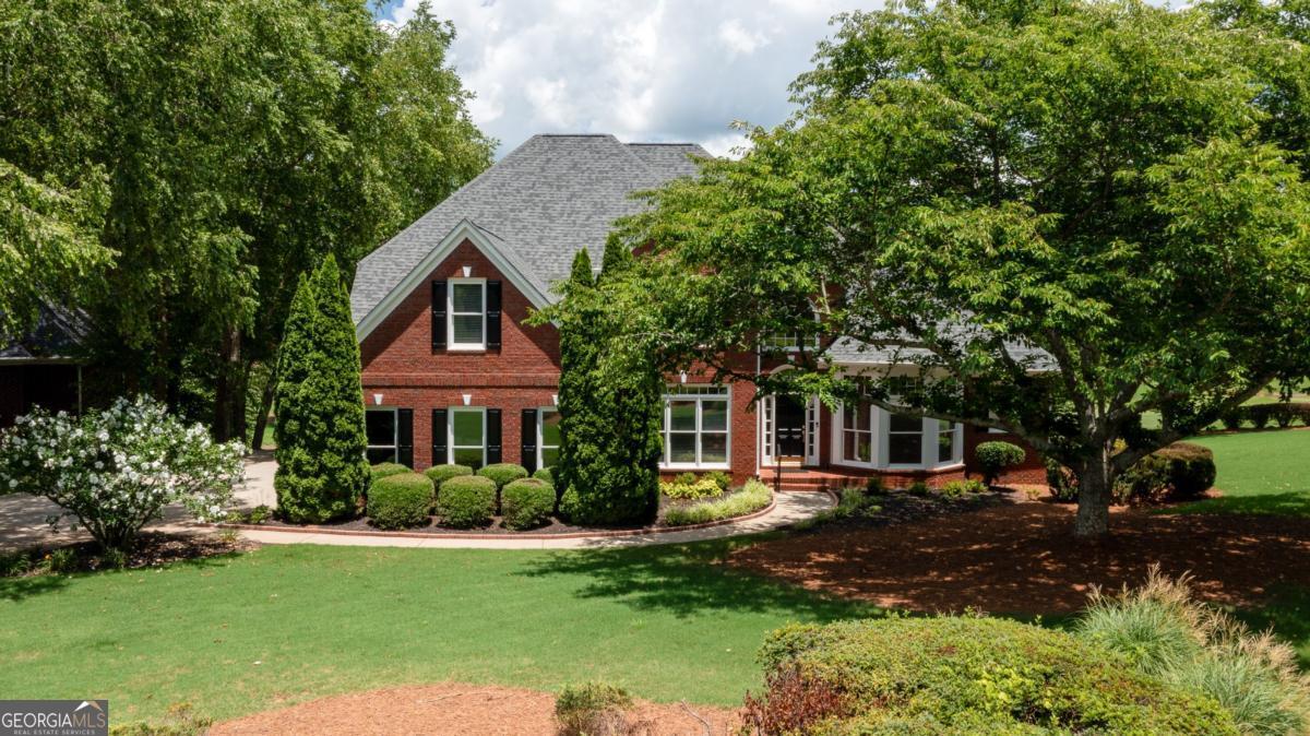 127 Grandmar Chase