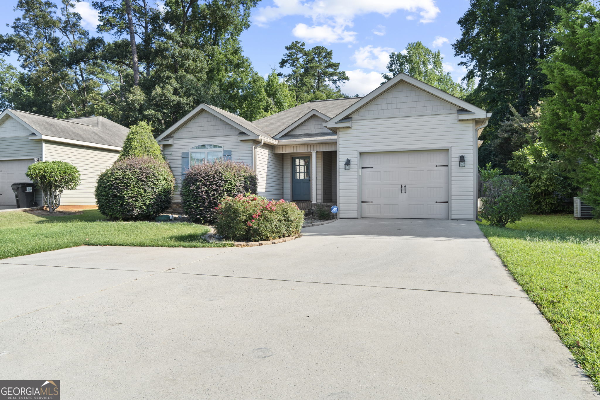 504 Leisure Lake DR