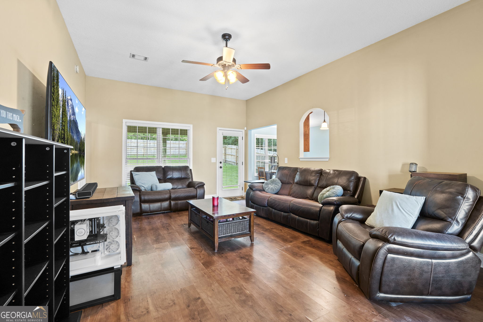 504 Leisure Lake DR