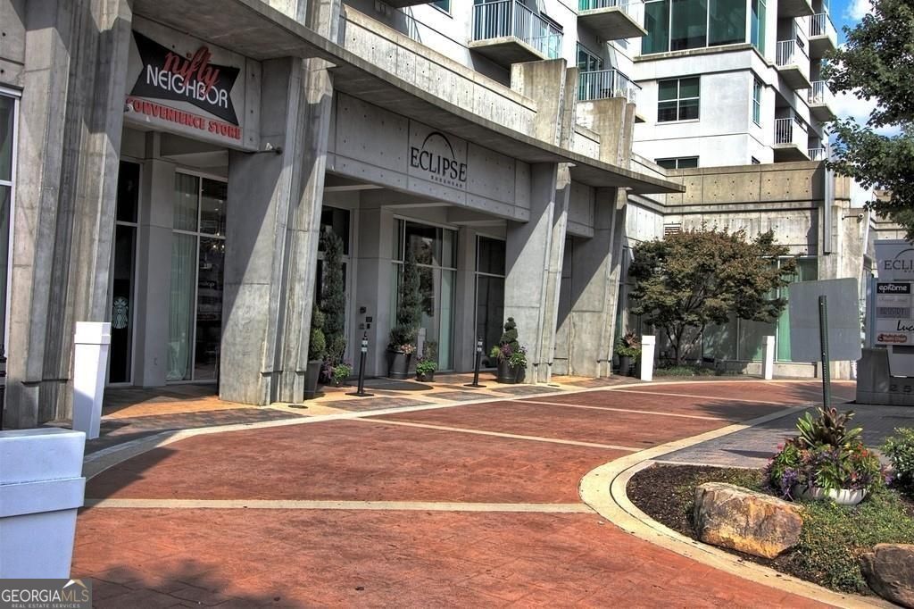 Photo of 250 Pharr Road NE #601, Atlanta, GA 30305 (MLS # 10703266)