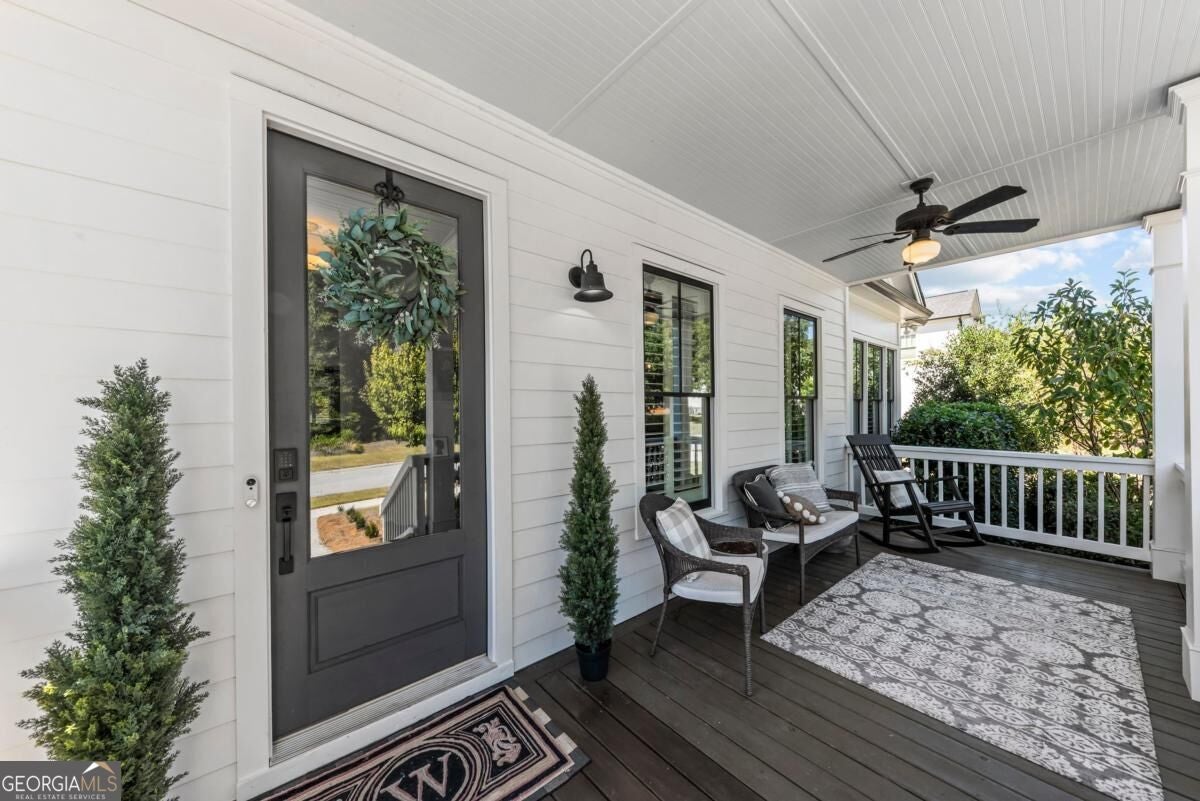 641 Foster Park LN
