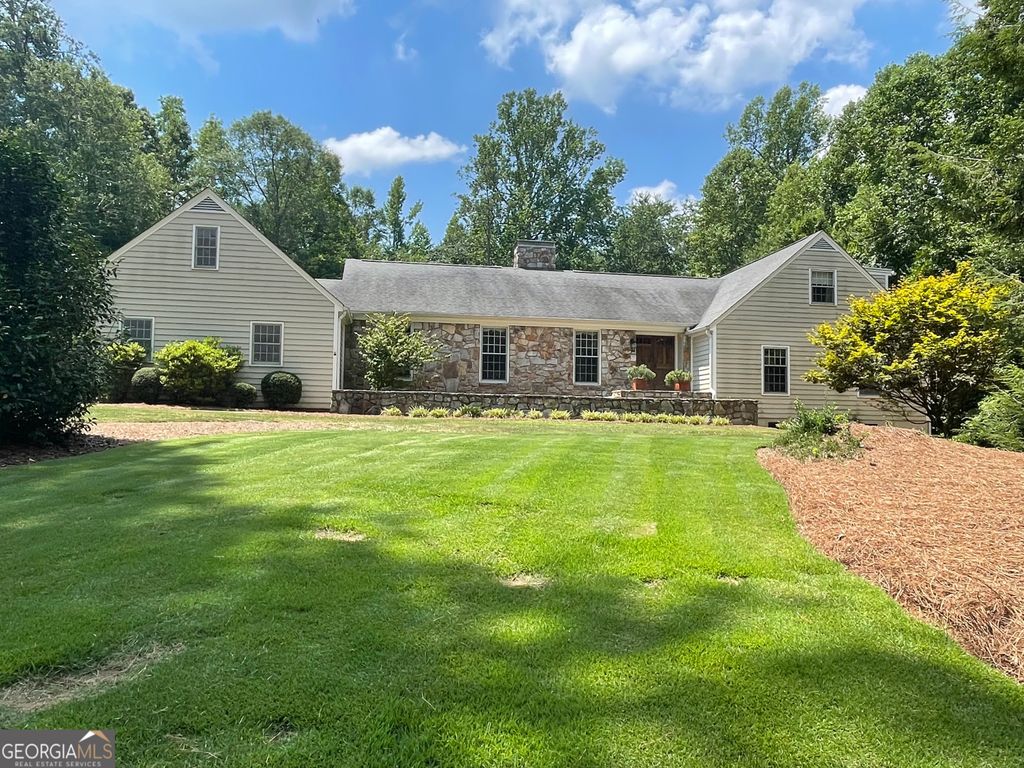 Photo of 121 S Ole Hickory Trail, Carrollton, GA 30117 (MLS # 10766632)