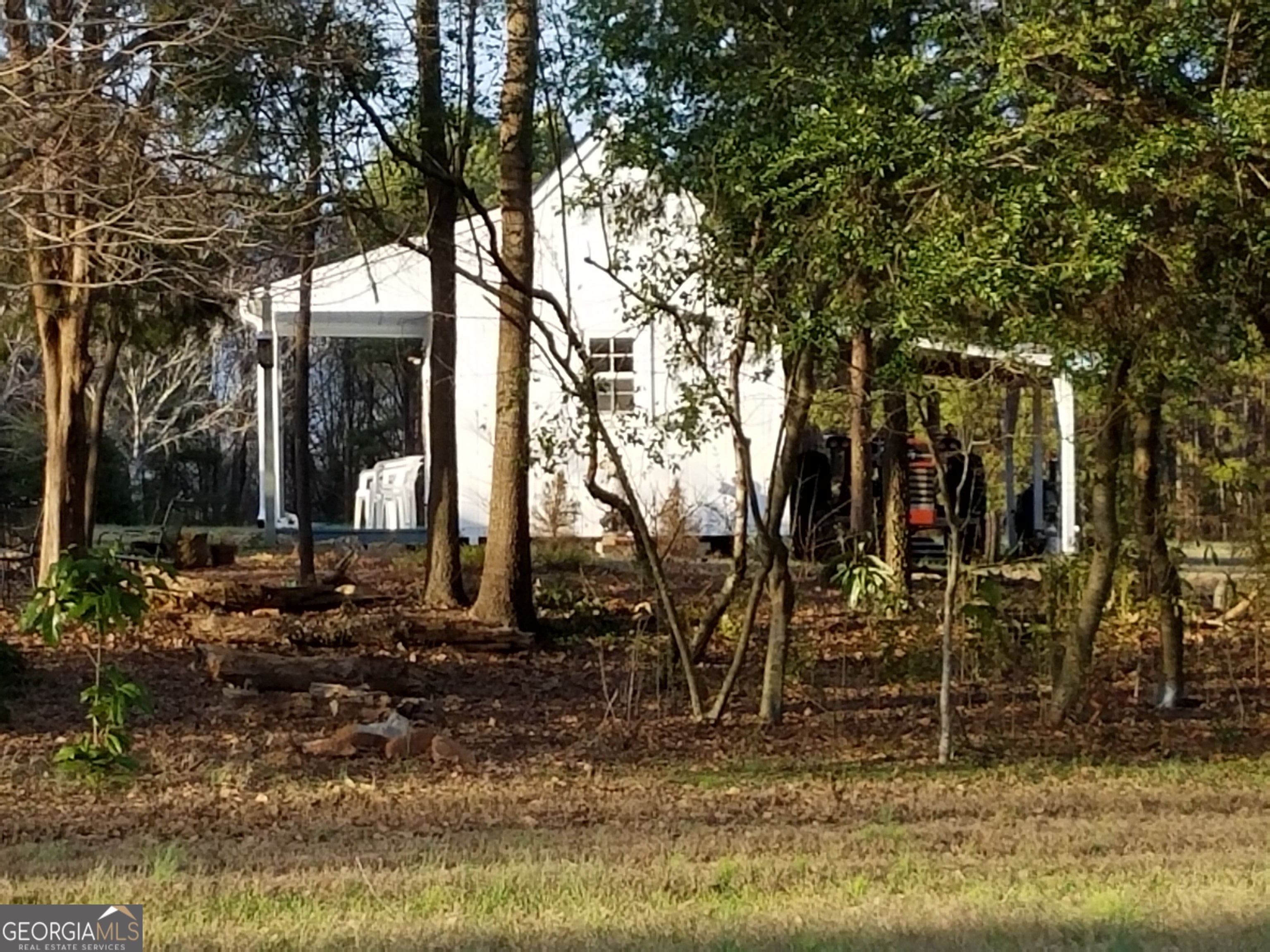 1834 Highway 16 W