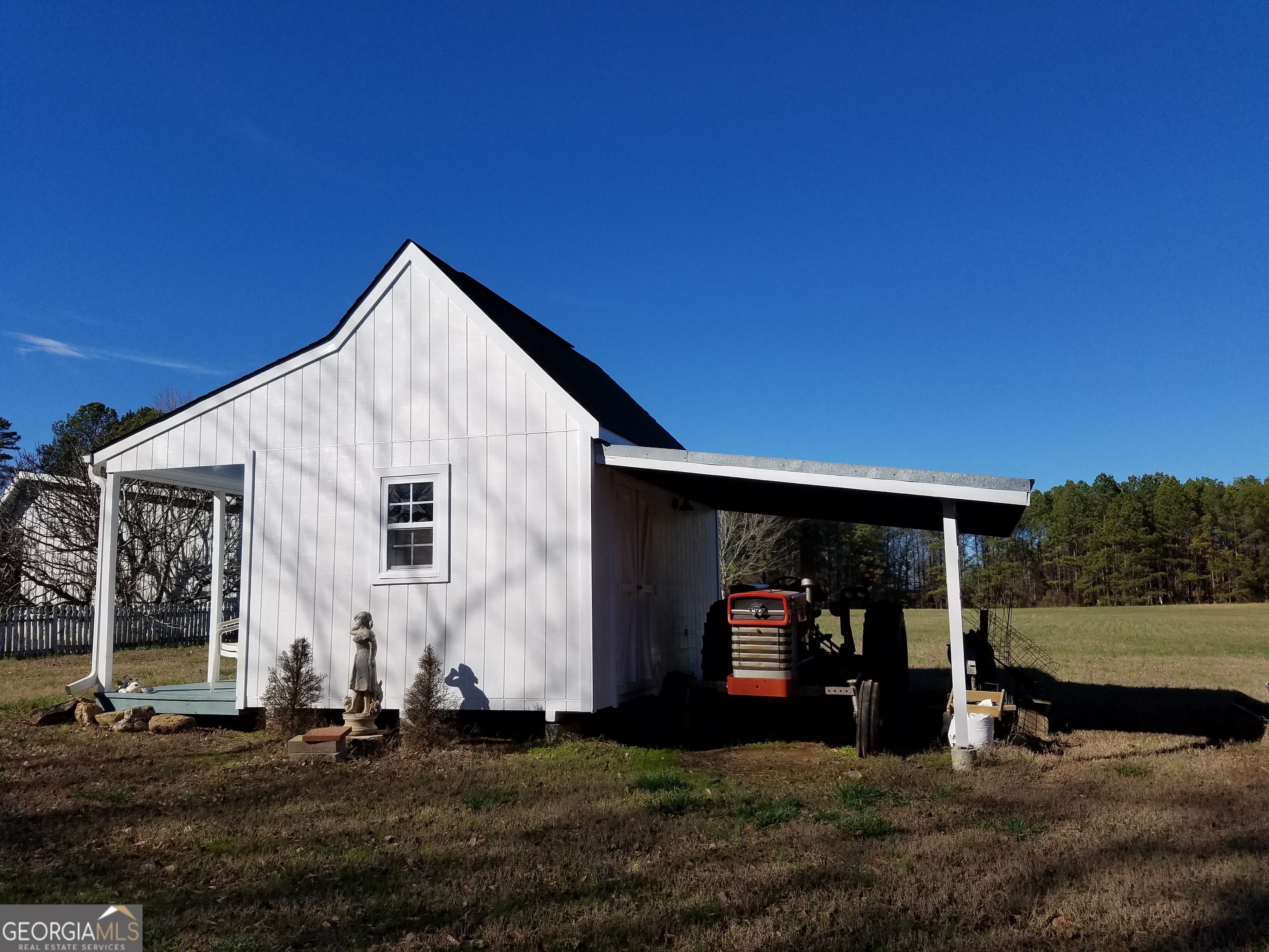 1834 Highway 16 W