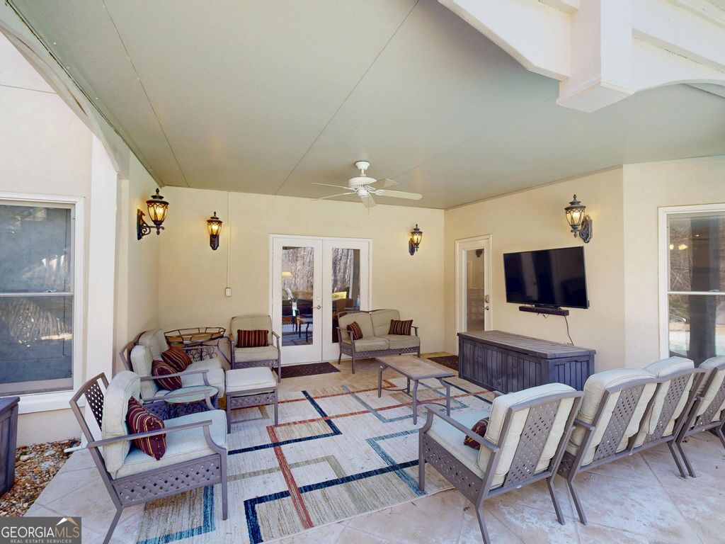 listing image 111
