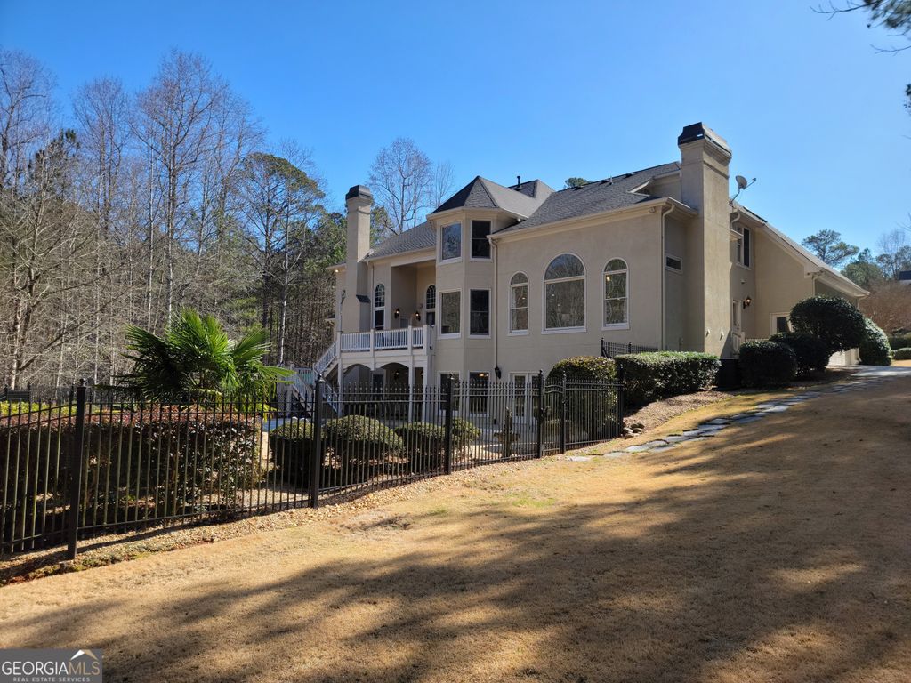 listing image 118