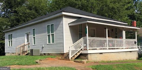 11 Spruce ST Porterdale GA 30014