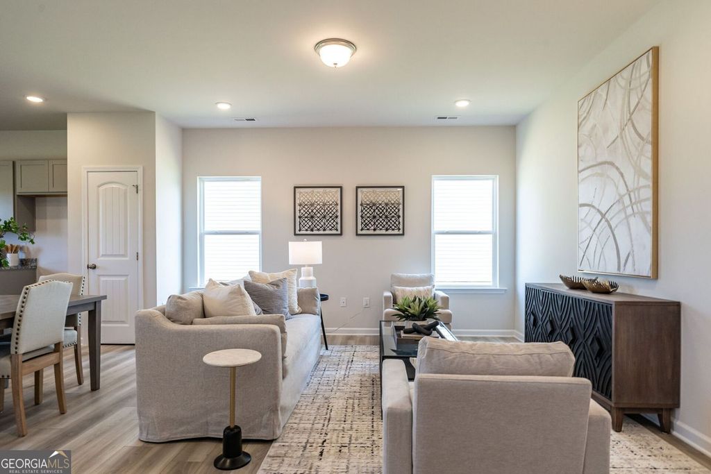 Photo of 131 Andros Loop, Dalton, GA 30721 (MLS # 10692528)