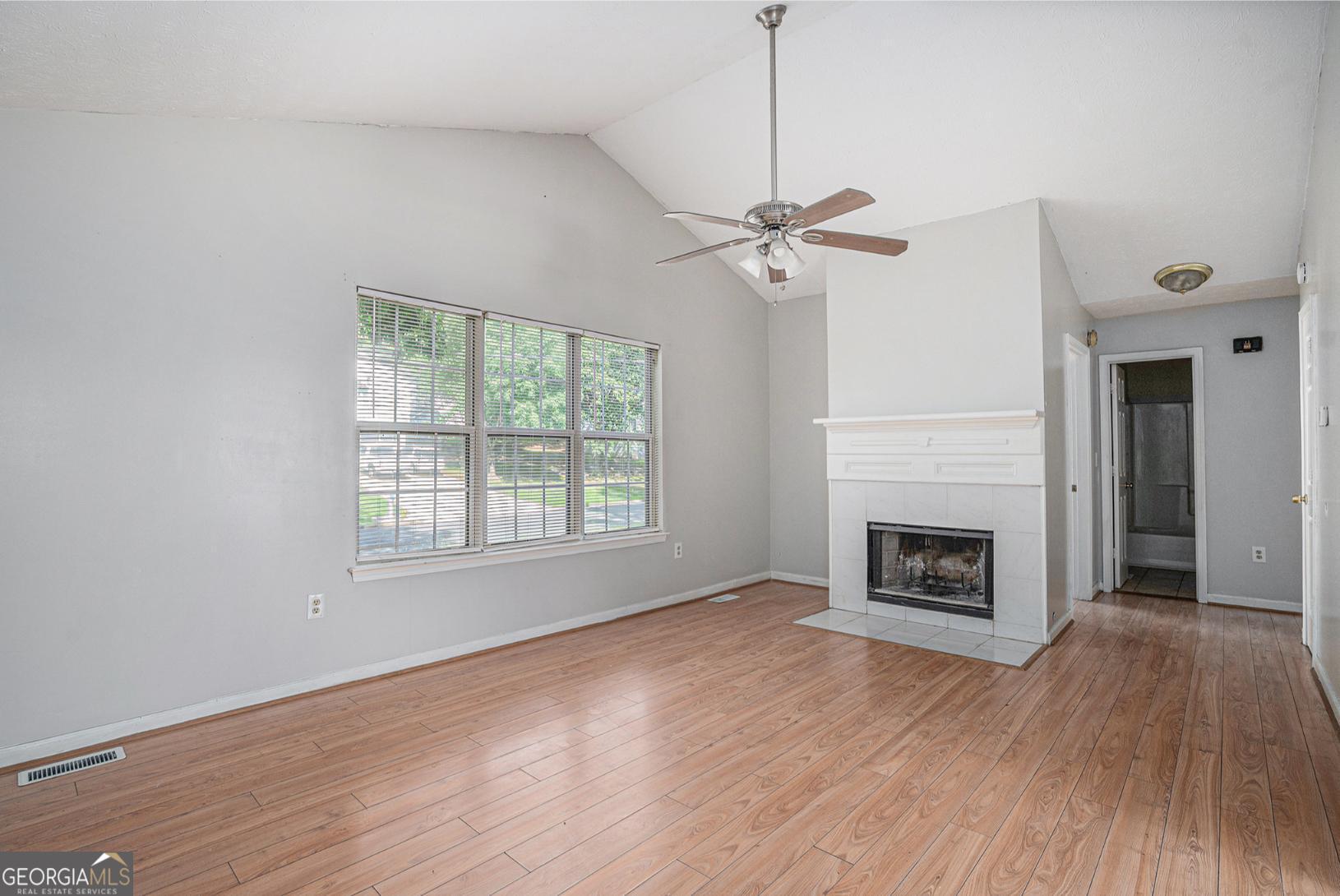 1837 Independence DR