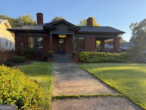 Photo of 615 Ormewood Avenue SE, Atlanta, GA 30312 (MLS # 10855555)
