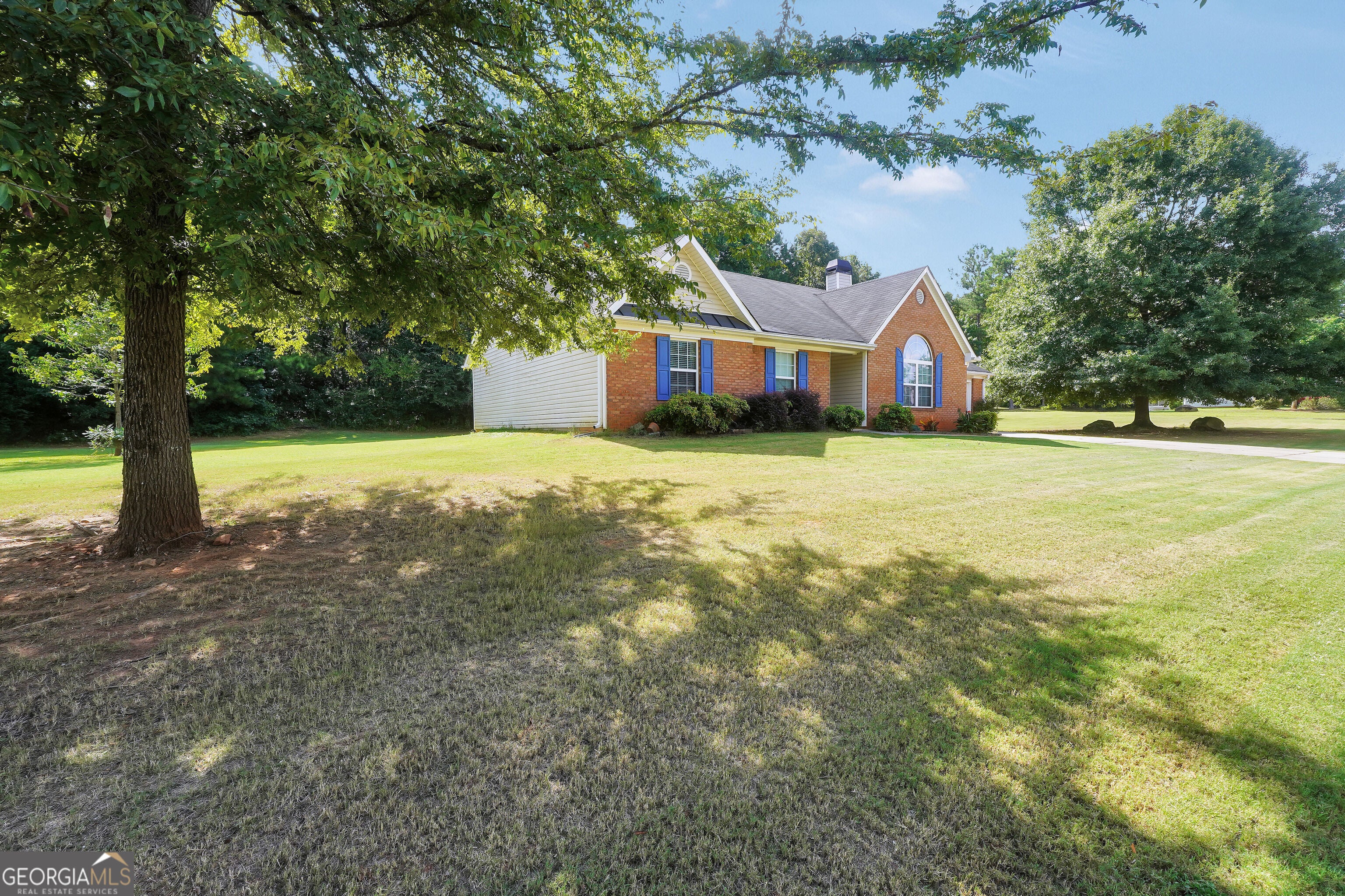 167 Woodlands DR