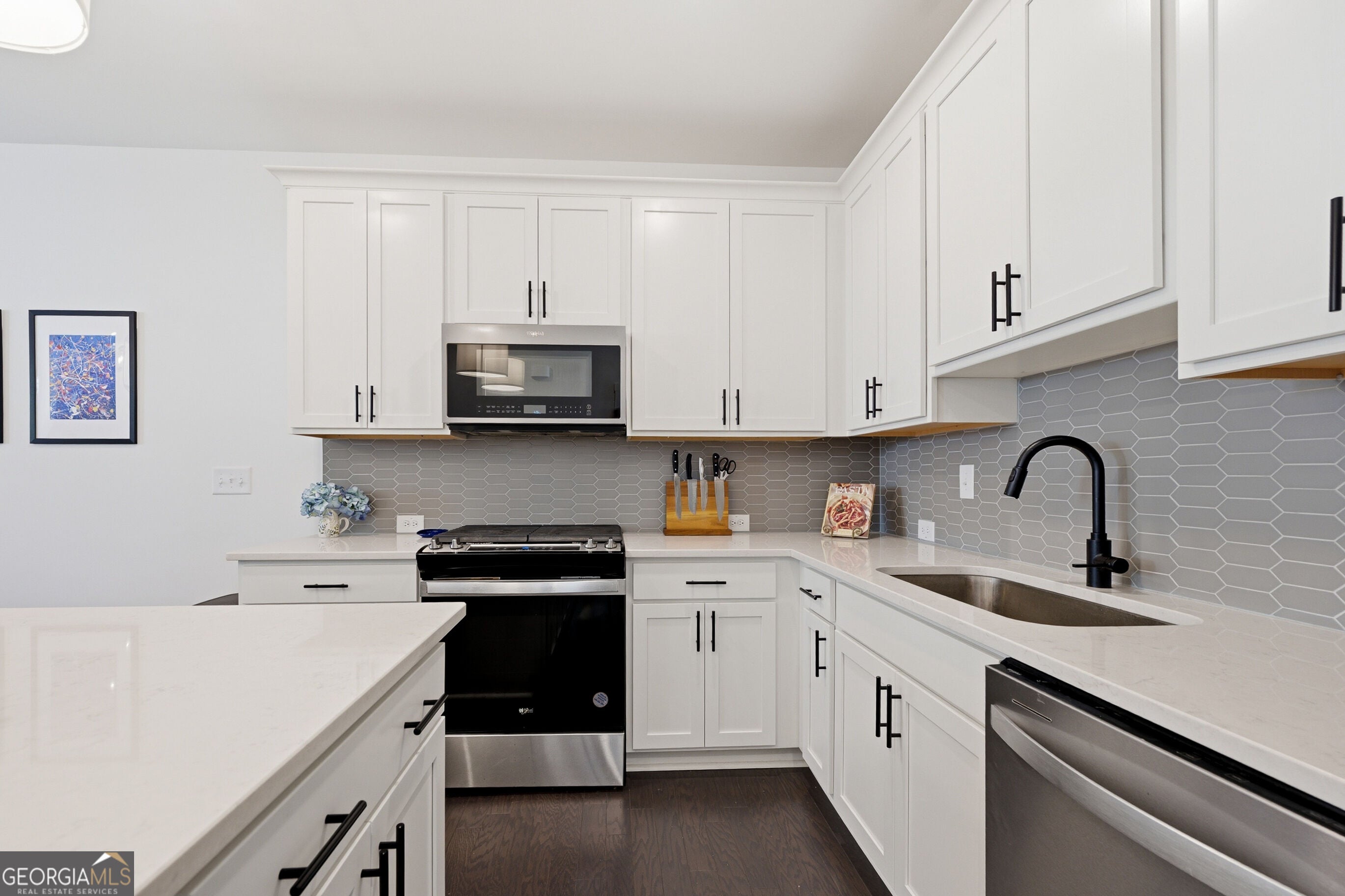 1506 Pinedale CRES NW 101