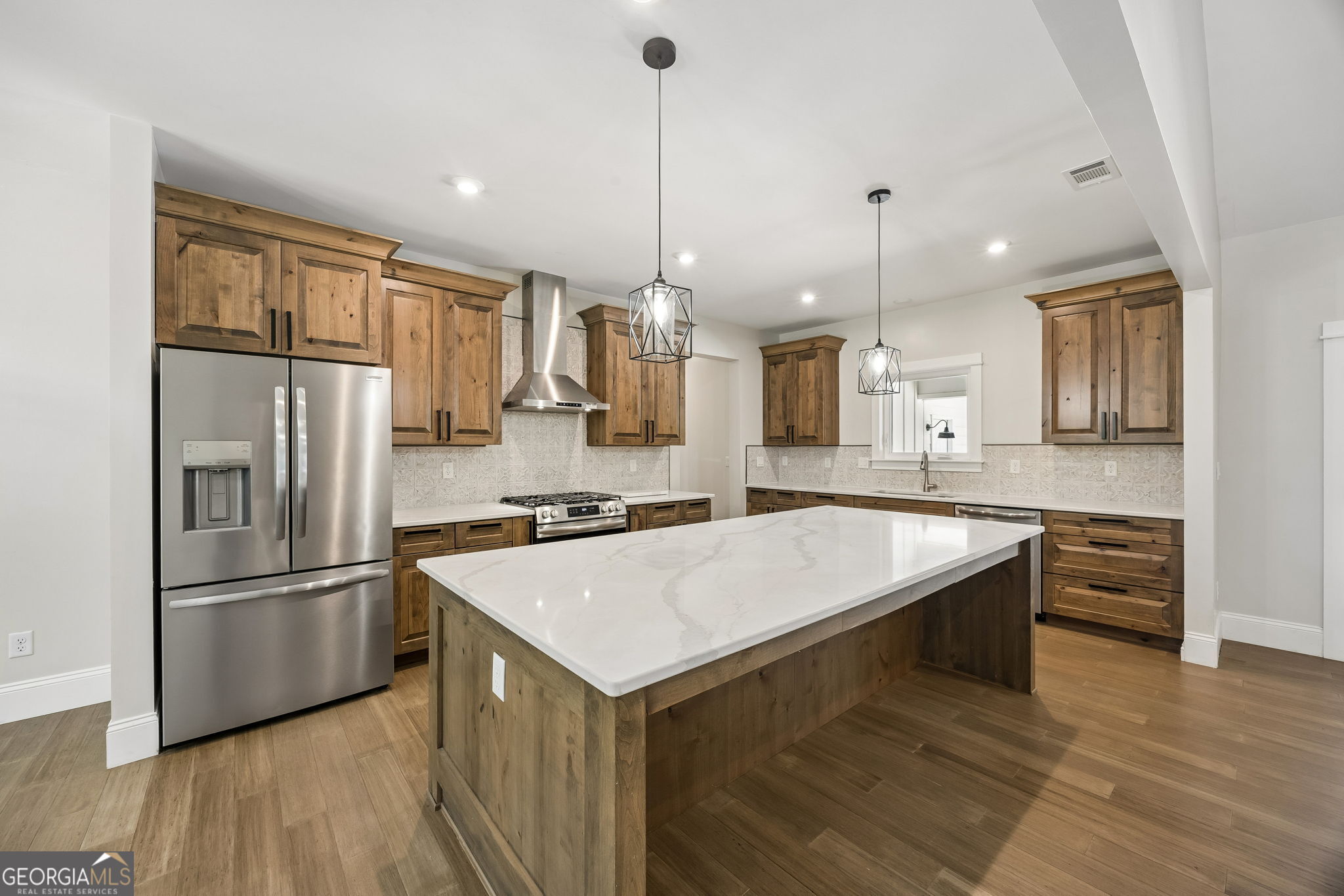 7097 Harrietts Bluff RD