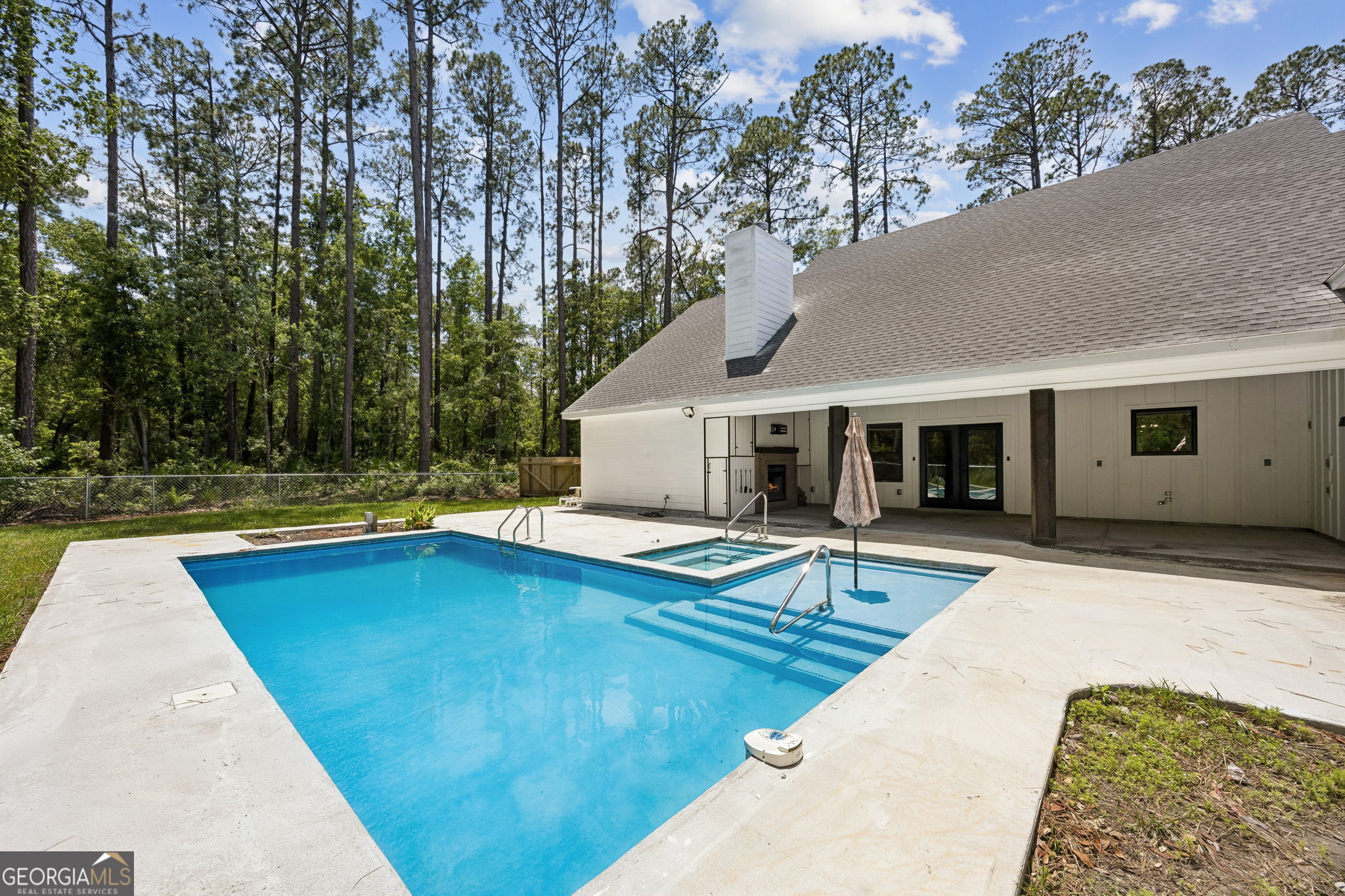 7097 Harrietts Bluff RD
