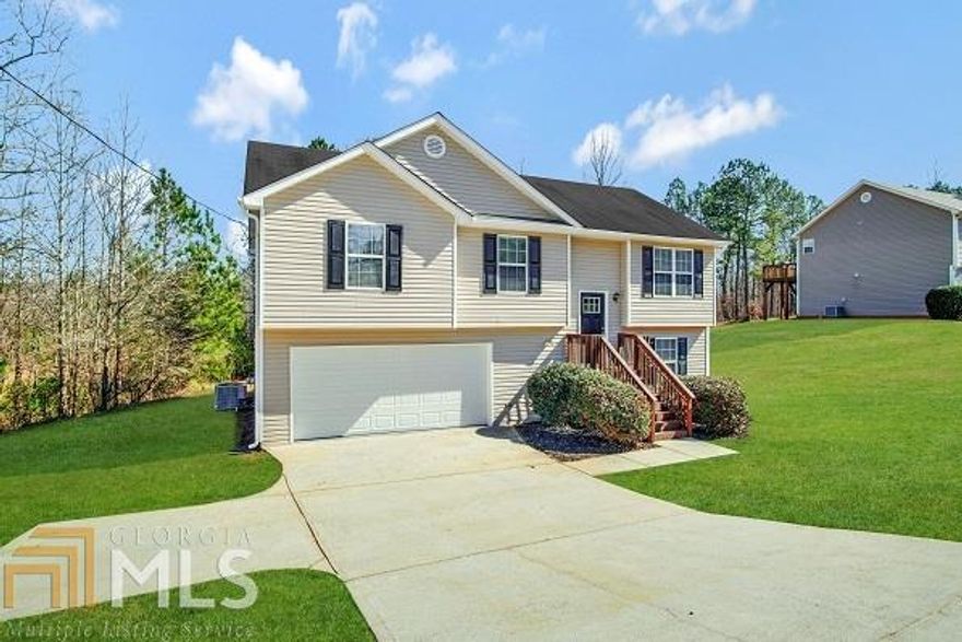 Ready Now! This home is vacant' Stunningly renovated 5 bedroom 2 bathroom home in Covington. This home features all new flooring, paint, counters and stainless steel appliances. Call today, this won't last long!