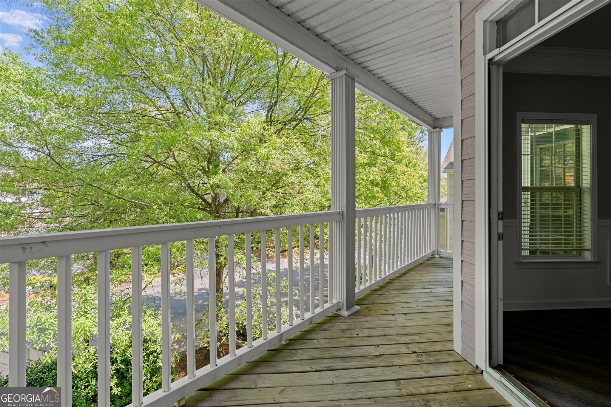 Alpharetta, Georgia 30004, United States, 3 Bedrooms Bedrooms, ,3 BathroomsBathrooms,Residential,Pending,126321