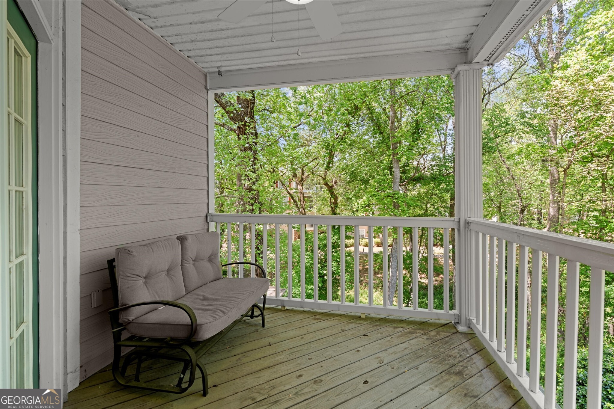 Alpharetta, Georgia 30004, United States, 3 Bedrooms Bedrooms, ,3 BathroomsBathrooms,Residential,Pending,126321