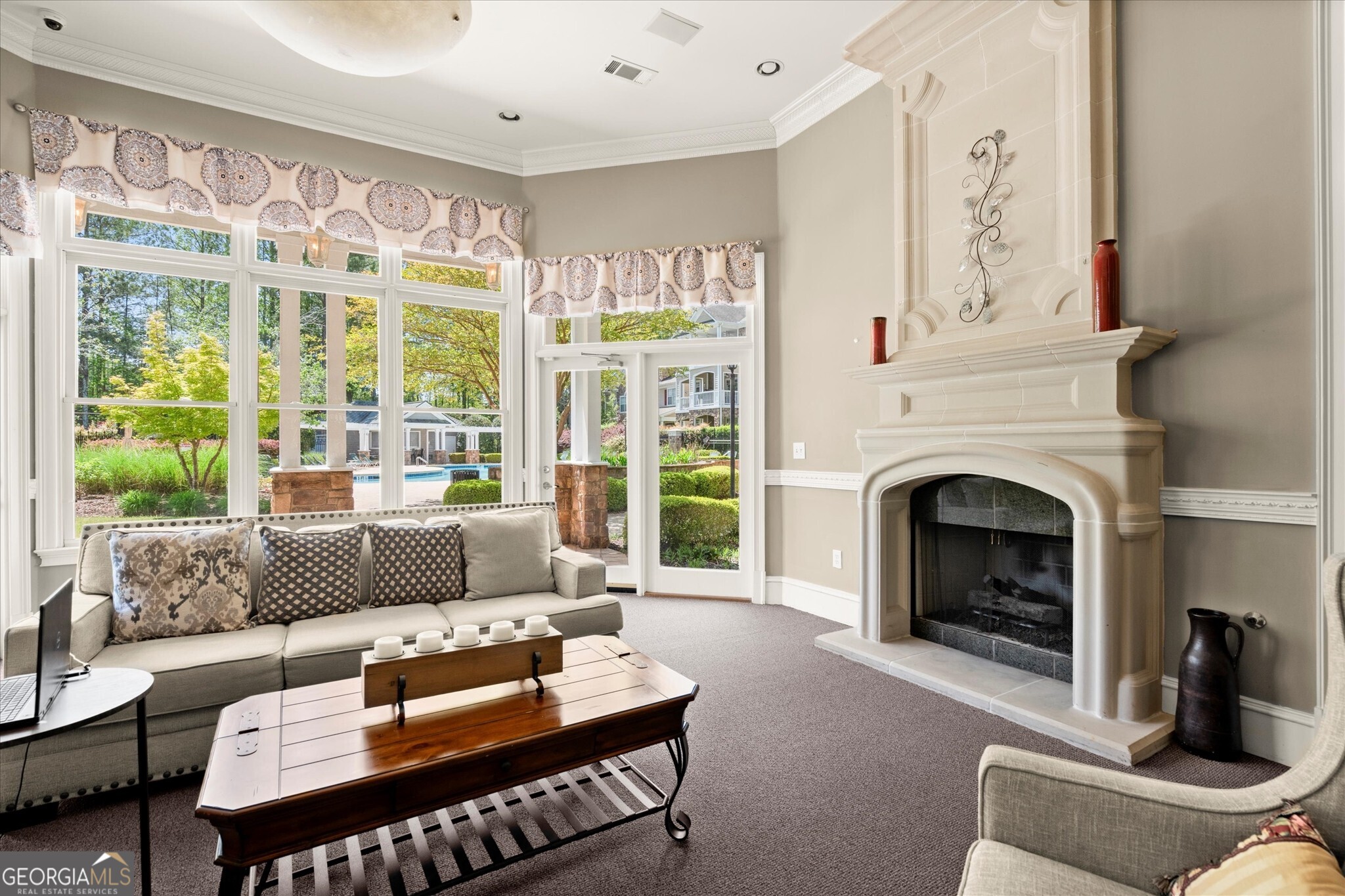 Alpharetta, Georgia 30004, United States, 3 Bedrooms Bedrooms, ,3 BathroomsBathrooms,Residential,Pending,126321