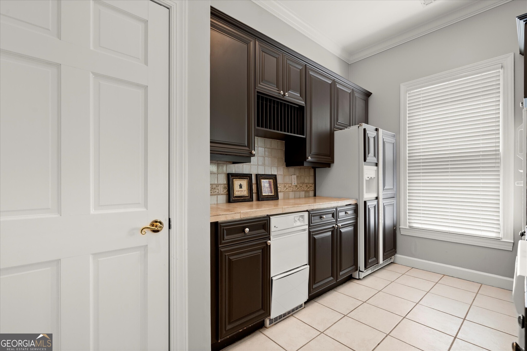 Alpharetta, Georgia 30004, United States, 3 Bedrooms Bedrooms, ,3 BathroomsBathrooms,Residential,Pending,126321