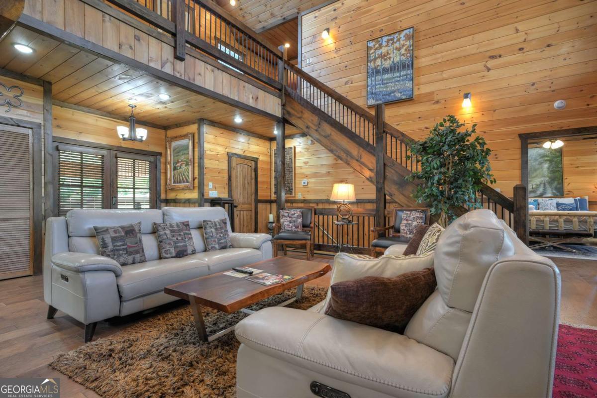 406 Hope DR
