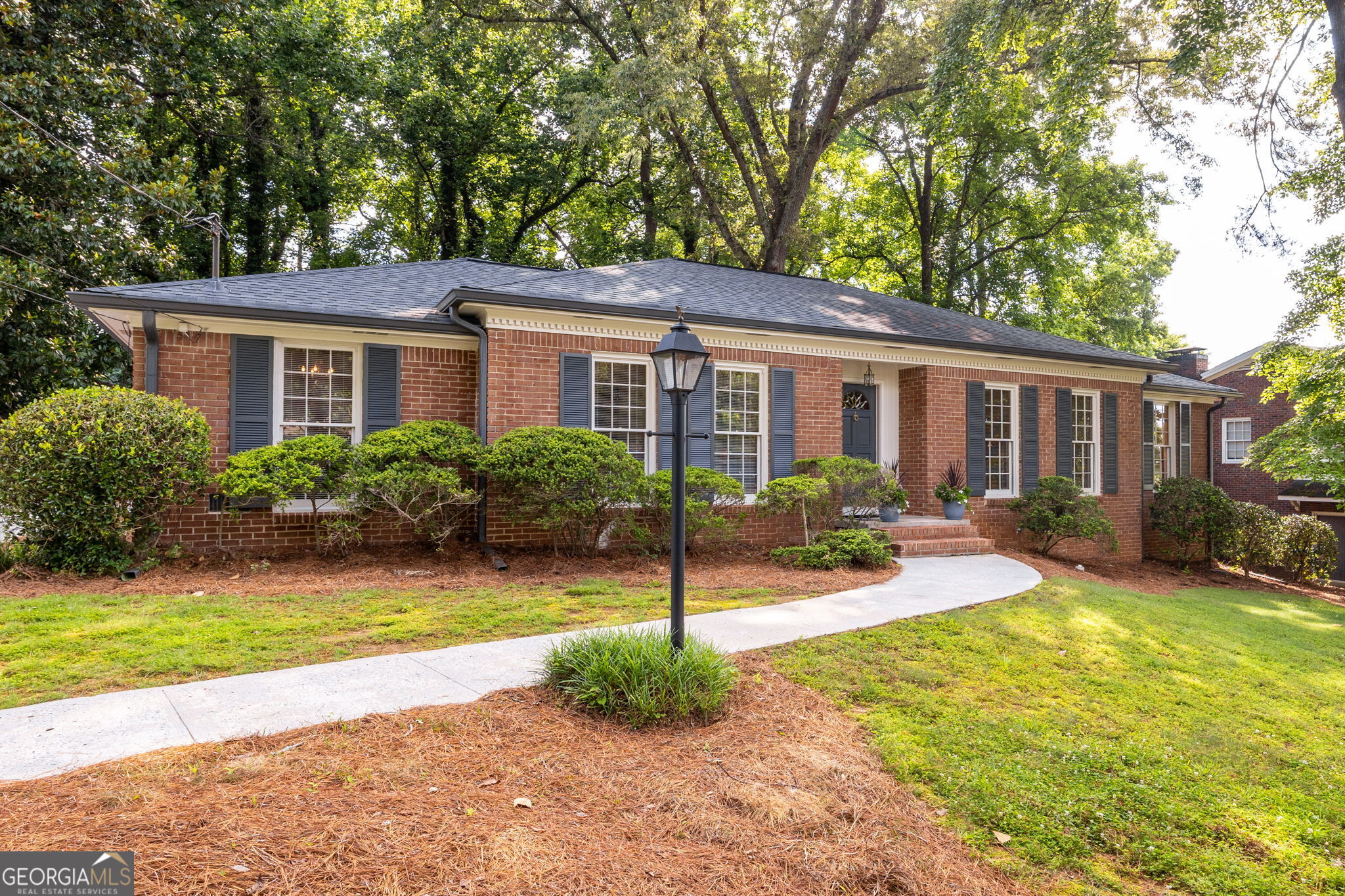 1342 Old Johnson Ferry RD NE