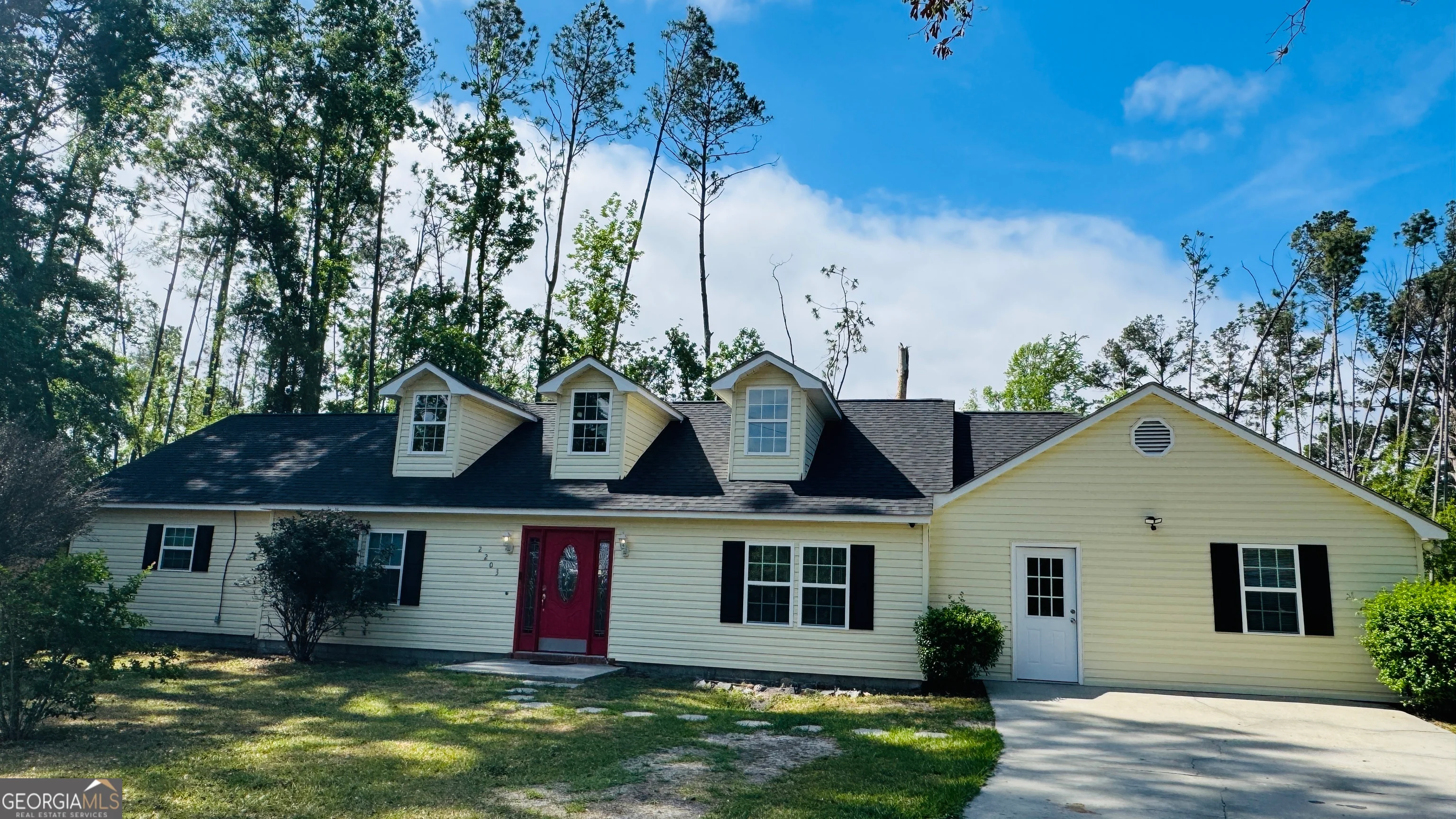 2203 Joyce Court