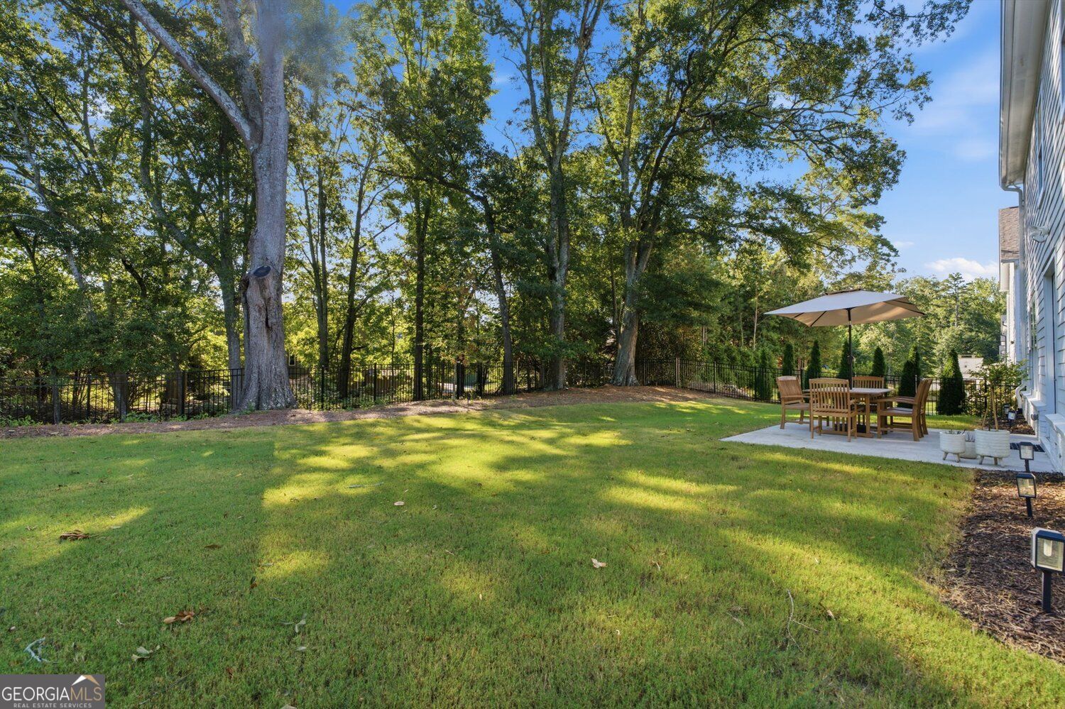 5045 Reserve DR