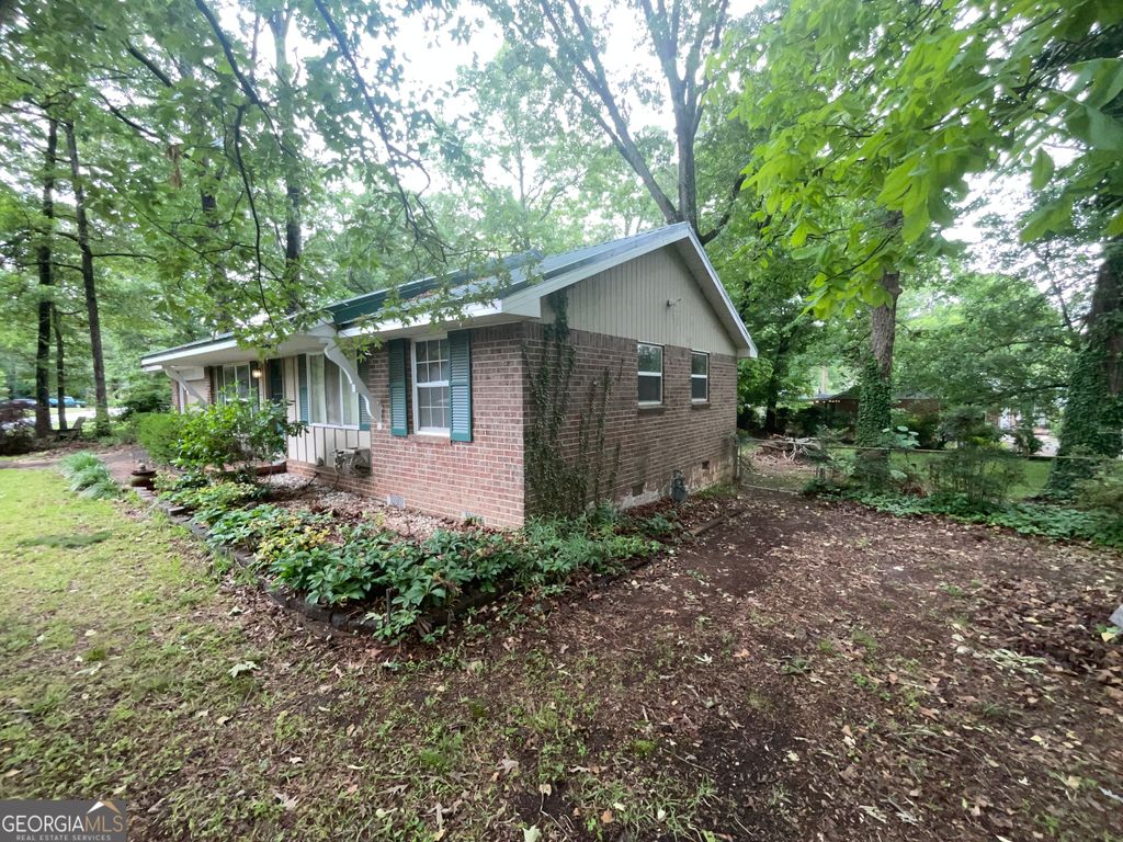 Photo of 62 Jonathan Road, Riverdale, GA 30274 (MLS # 10763330)