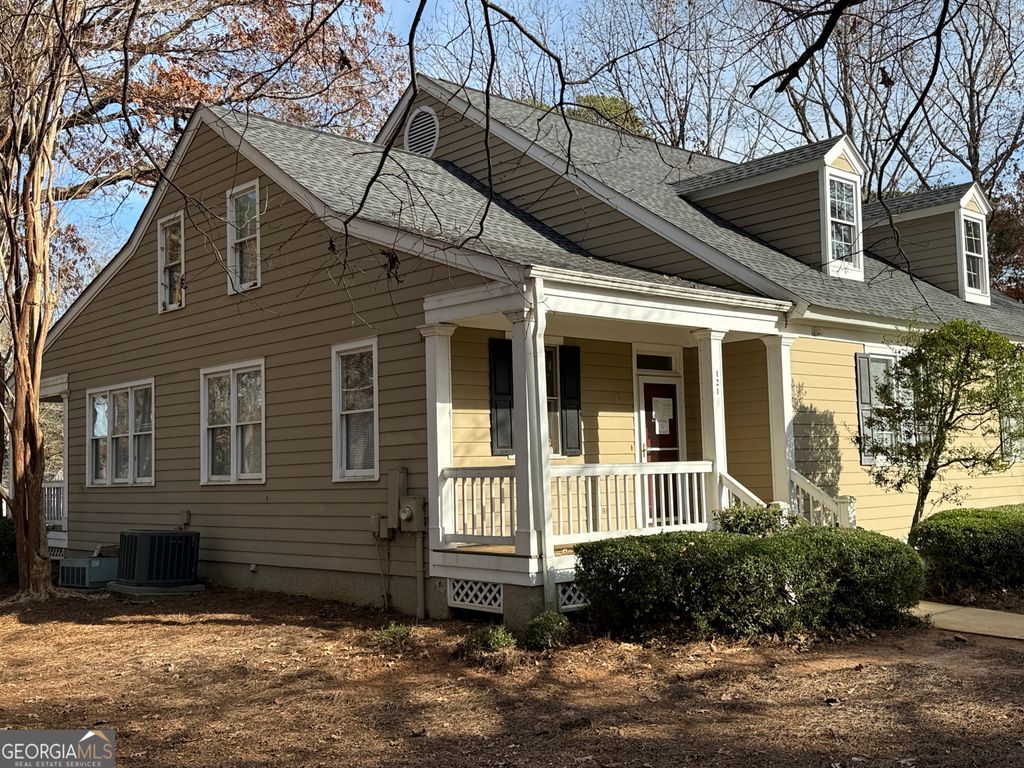 Photo of 121 Woodcrest Drive, Eatonton, GA 31024 (MLS # 10661561)