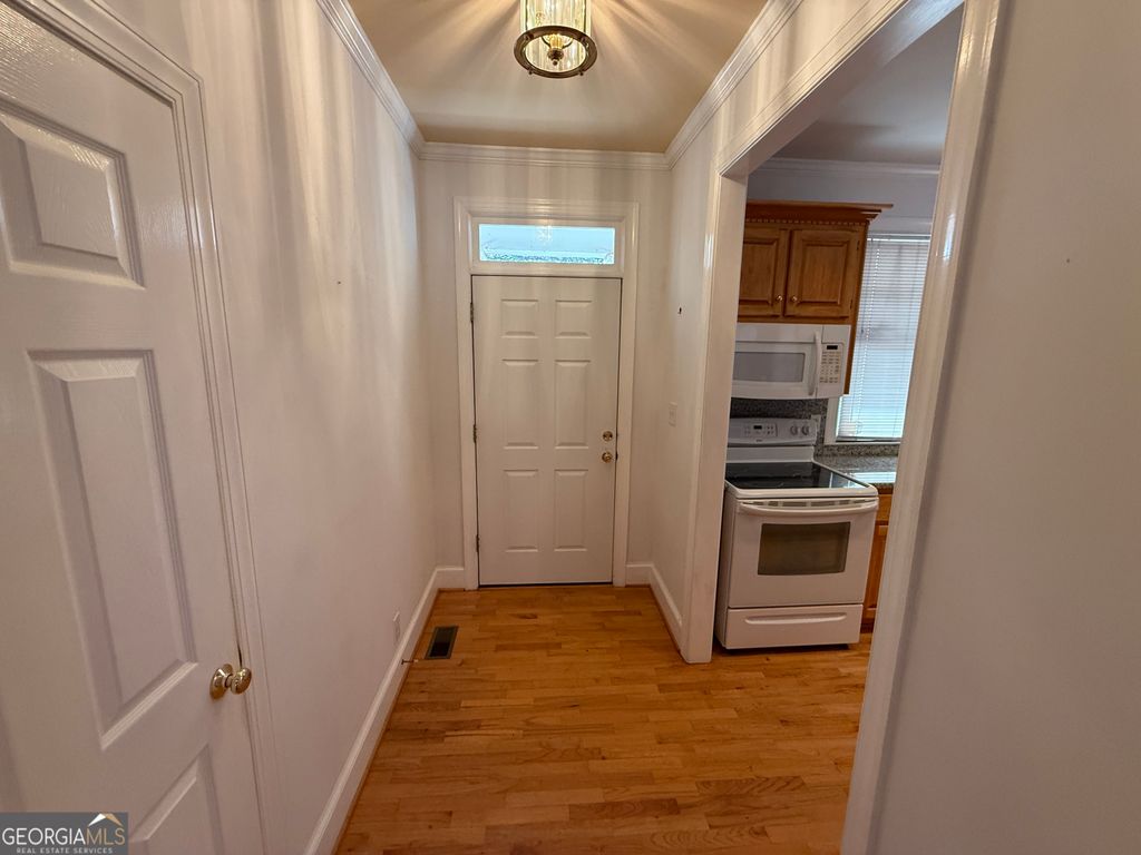 Photo of 121 Woodcrest Drive, Eatonton, GA 31024 (MLS # 10661561)