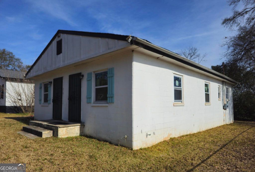 Photo of 2884 Antioch Road, Macon, GA 31206 (MLS # 10681378)