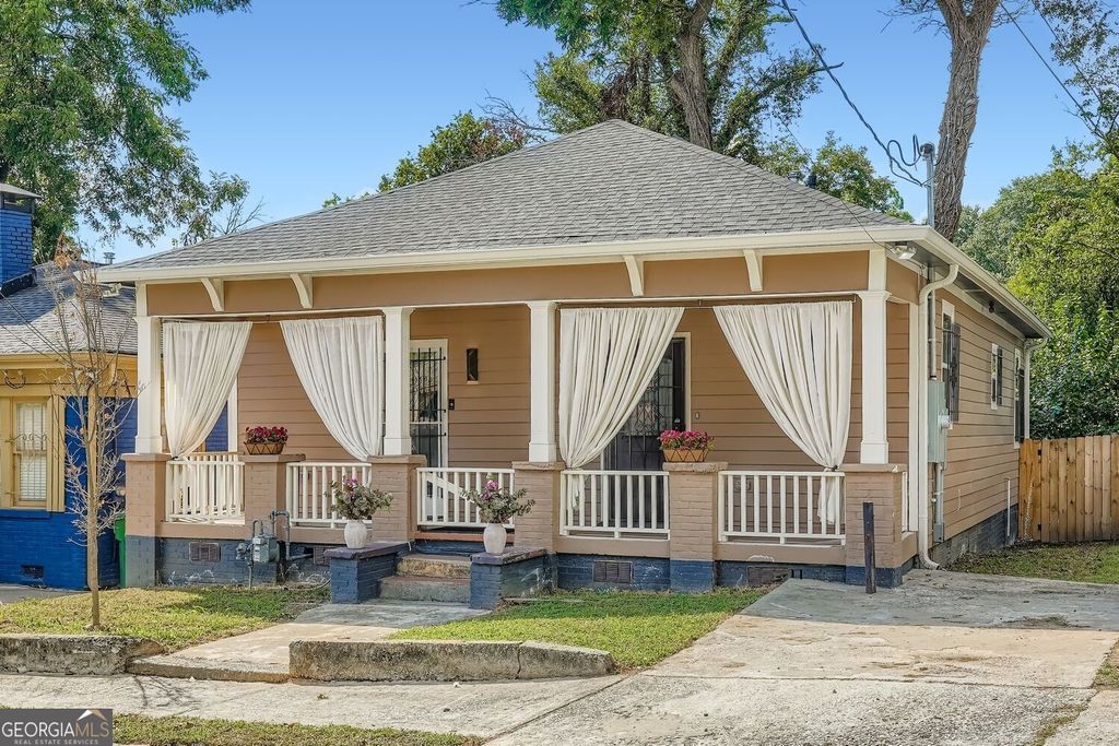 Photo of 18 Booker Street NW, Atlanta, GA 30314 (MLS # 10704229)