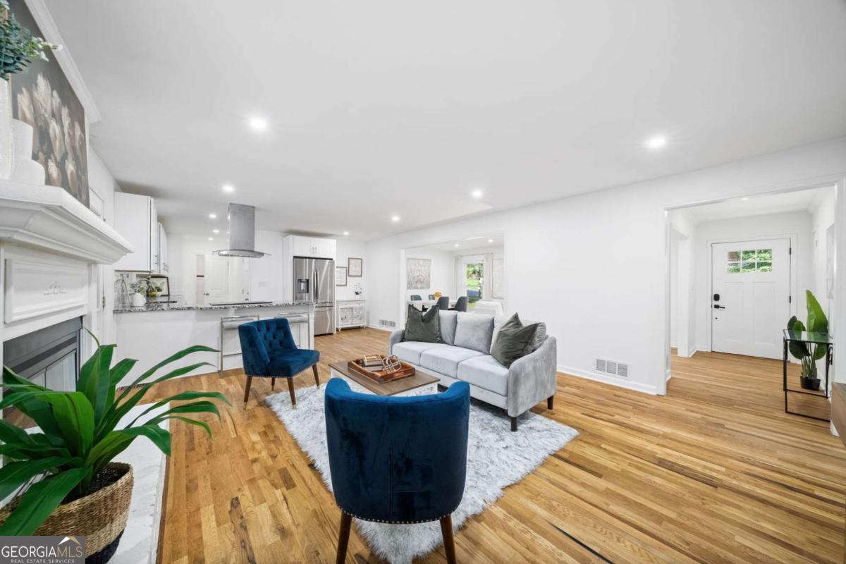 3212 Foxwood TRL SE